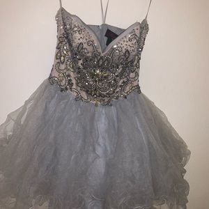 Prom/ Homecoming dress. Awesome never worn.